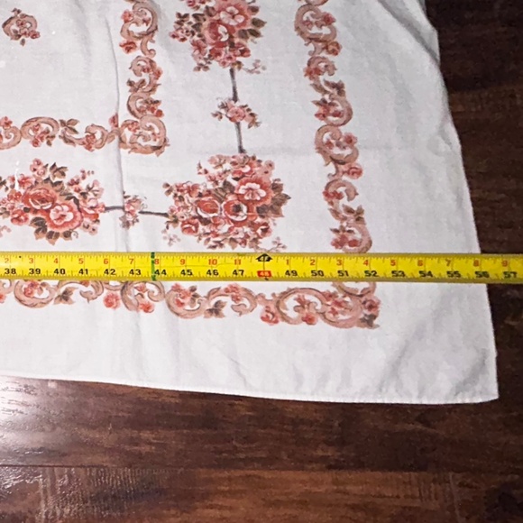 Vintage Tablecloth floral 72”x56” - Picture 3 of 3